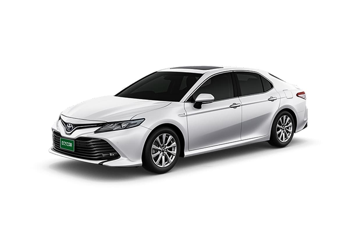 5-seat sedan
